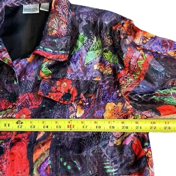 Chico s blazer , women size 2 . Linen ,silk , multi colored abstract,boxy,button - Picture 7 of 16
